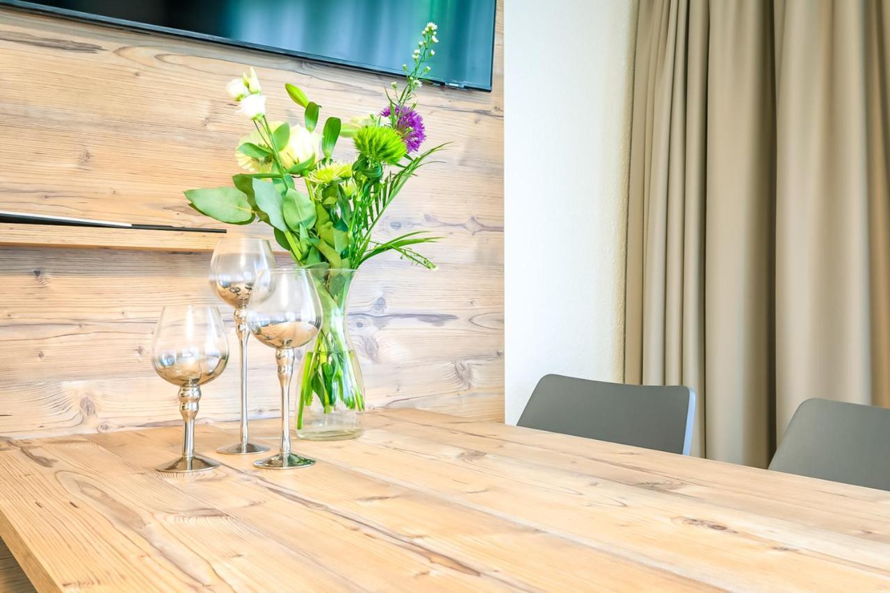 Lauberhorn Apartment - Aare Jungfrau Ag Гринделвалд Екстериор снимка